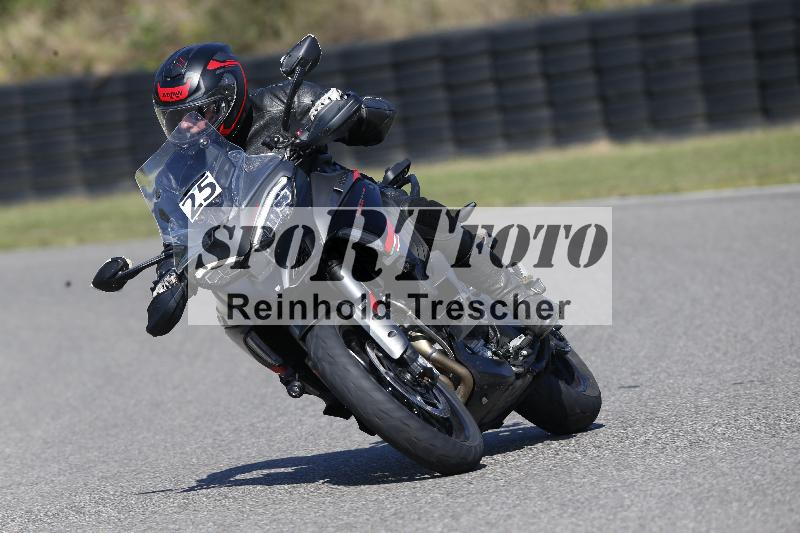 /Archiv-2025/49 26.08.2025 Cornu Master School ADR/gruen-vert/25